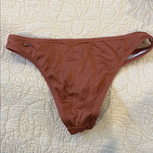 Victoria's Secret Copper colored bikini - Picture 4 of 4